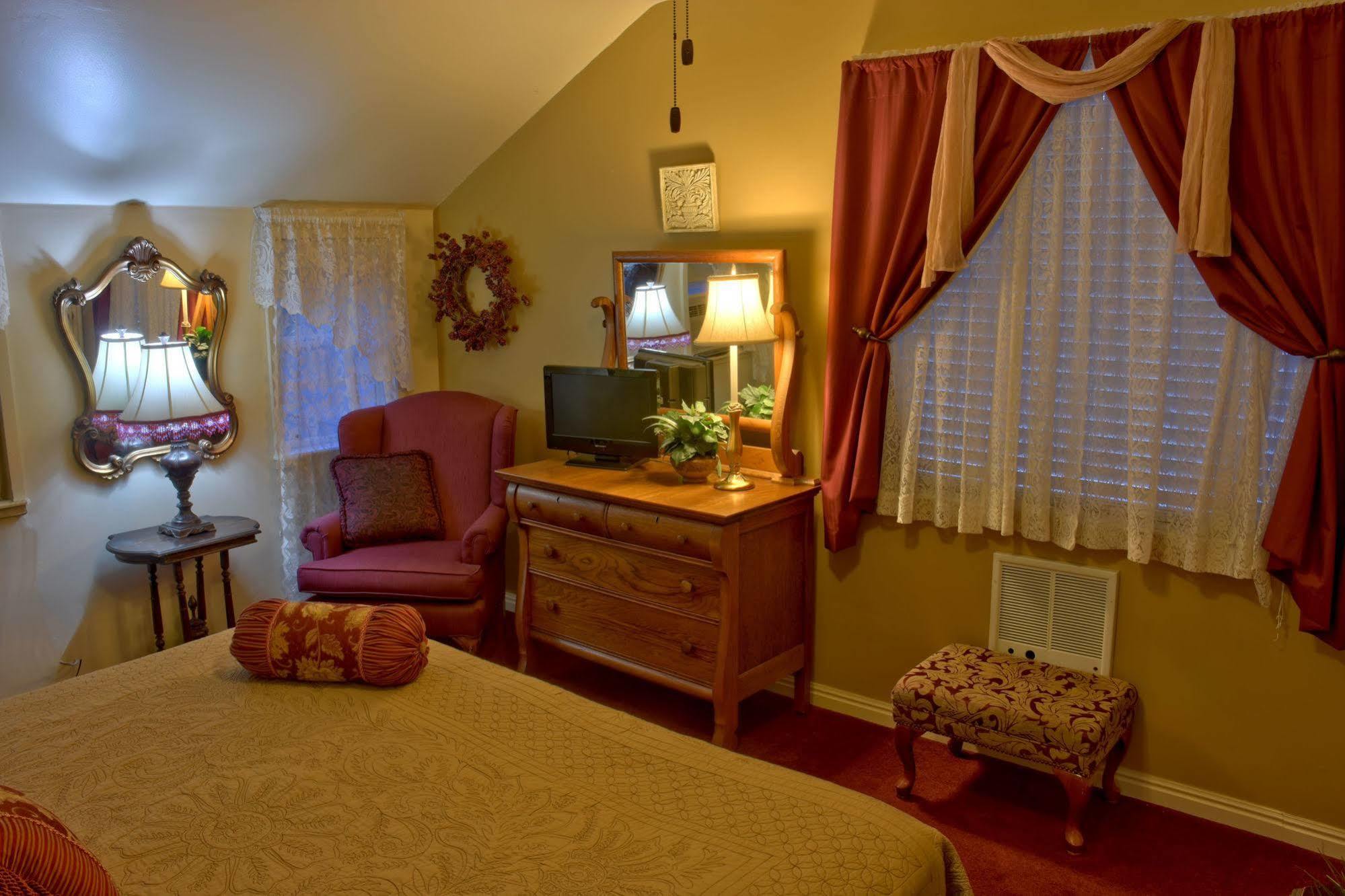Bard'S Inn Cedar City Ngoại thất bức ảnh